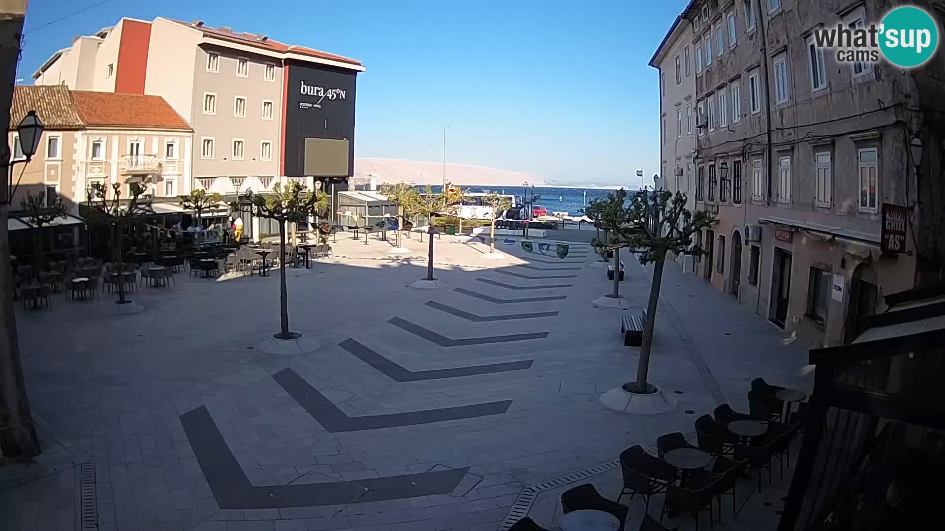 Zentrum der Stadt Senj – Pavlin platz – Live Cam Dalmatia