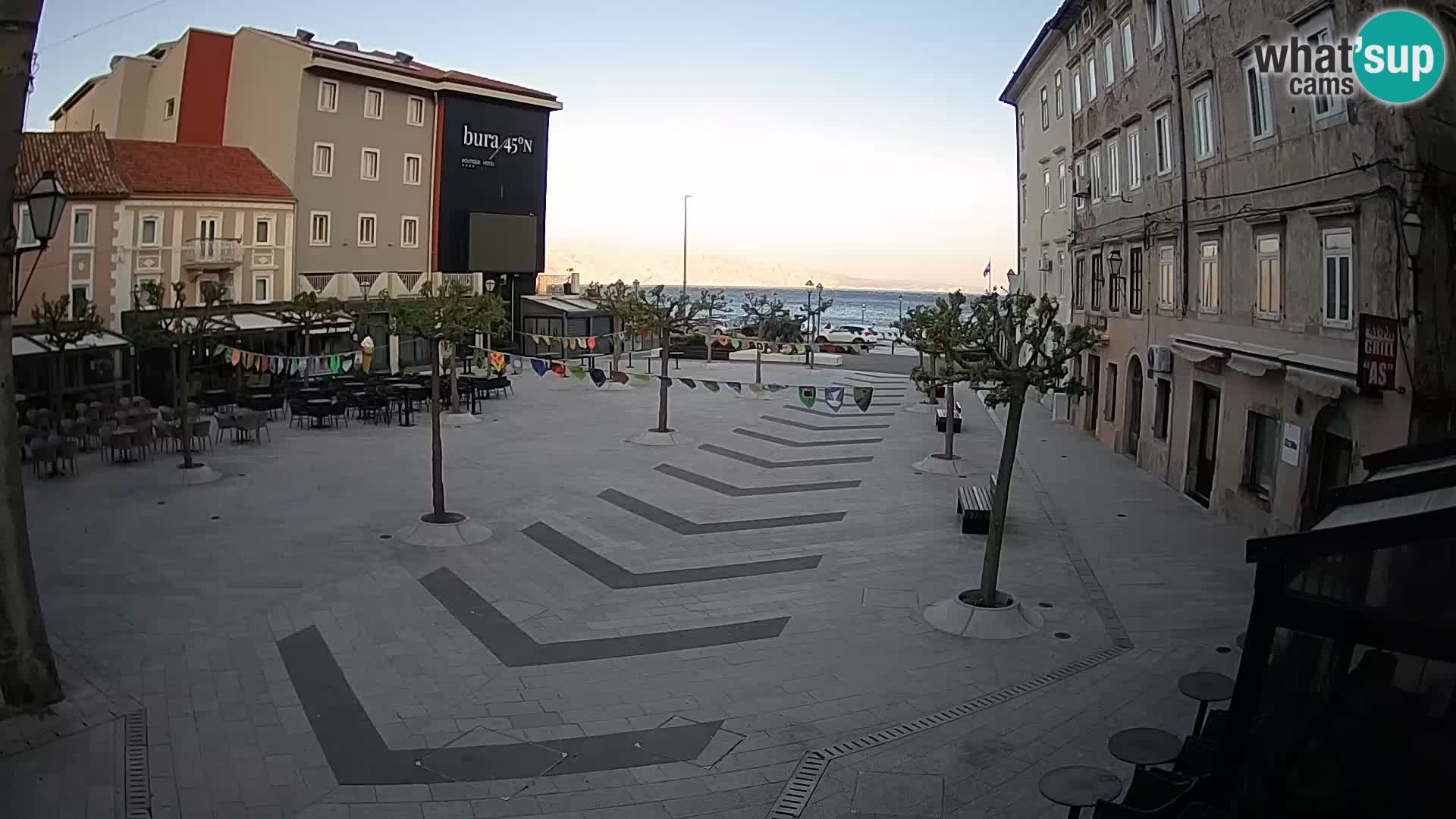 Centro de la ciudad de Senj – plaza Pavlin – Live Cam Dalmacia