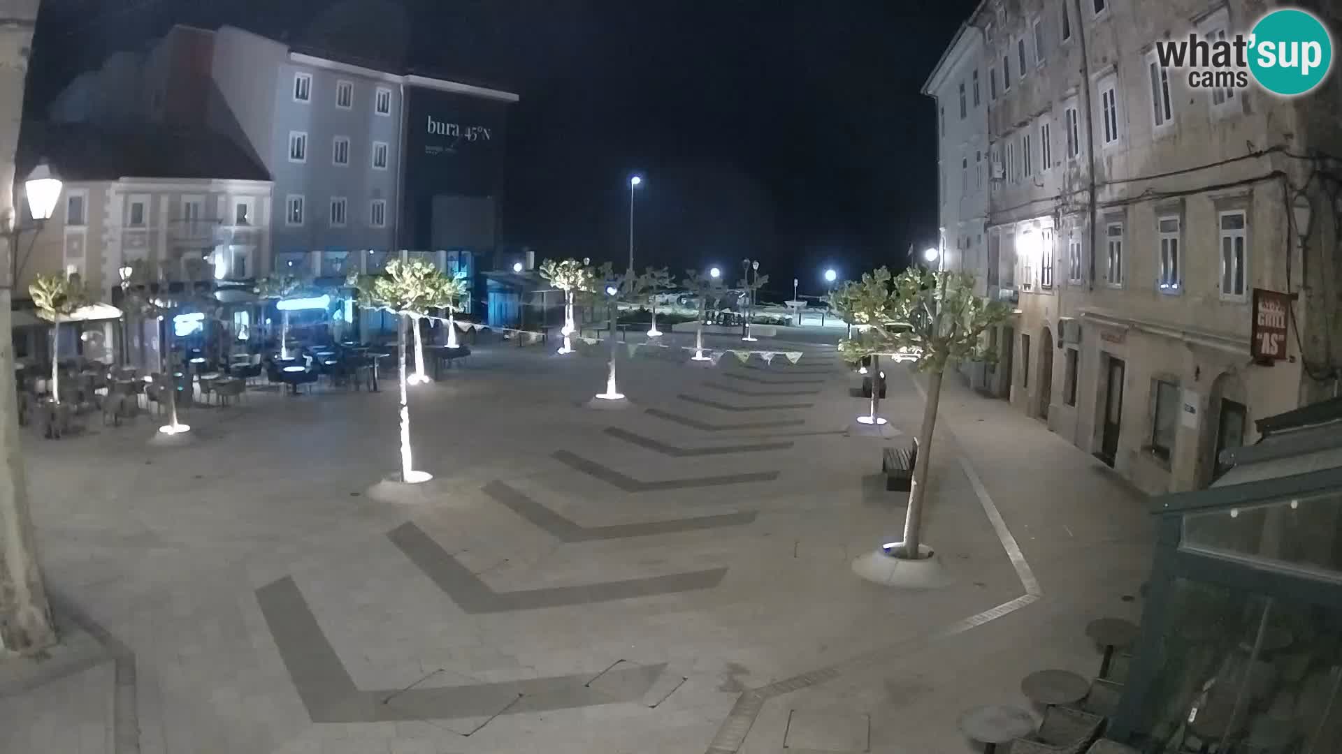 Zentrum der Stadt Senj – Pavlin platz – Live Cam Dalmatia