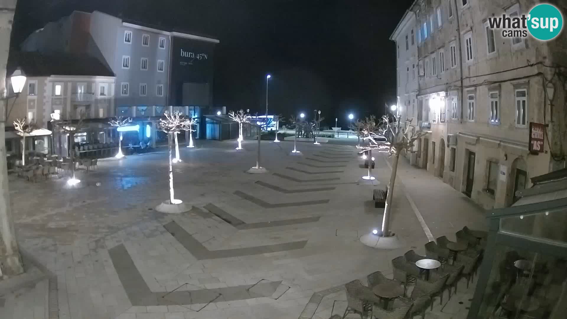 Centro de la ciudad de Senj – plaza Pavlin – Live Cam Dalmacia