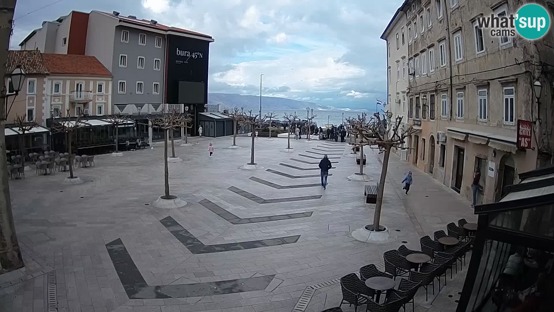 Centro de la ciudad de Senj – plaza Pavlin – Live Cam Dalmacia
