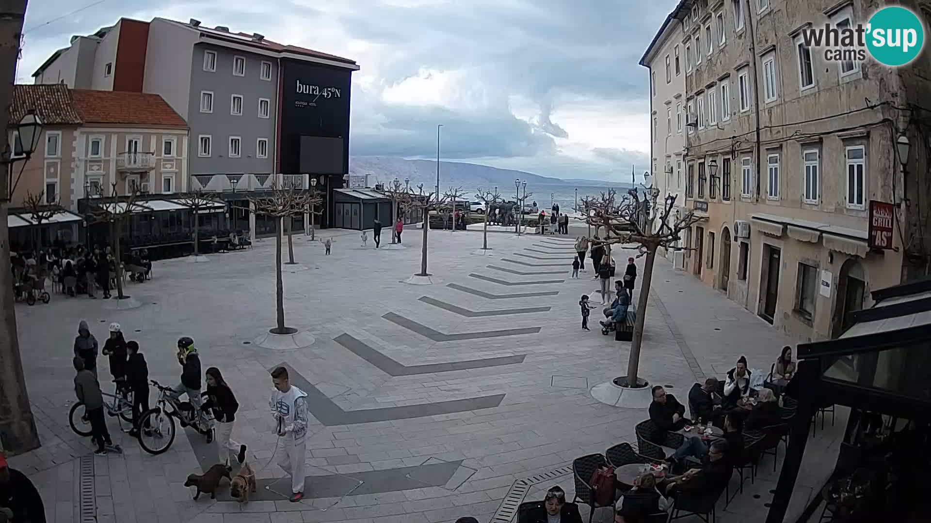 Center of Senj city – Pavlin square – Live Cam Dalmatia