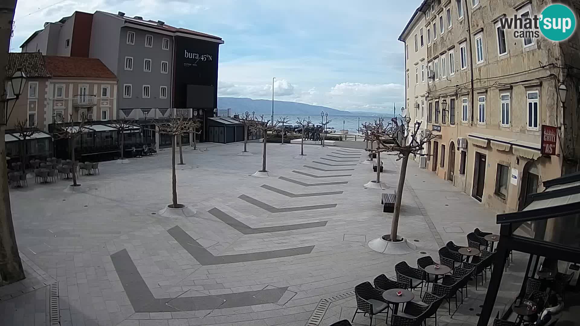Centro de la ciudad de Senj – plaza Pavlin – Live Cam Dalmacia