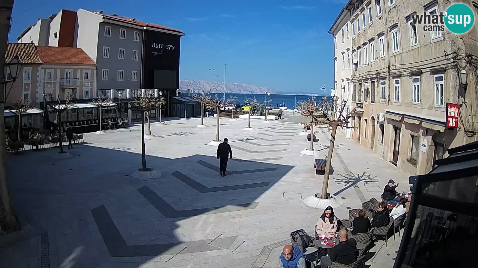 Zentrum der Stadt Senj – Pavlin platz – Live Cam Dalmatia