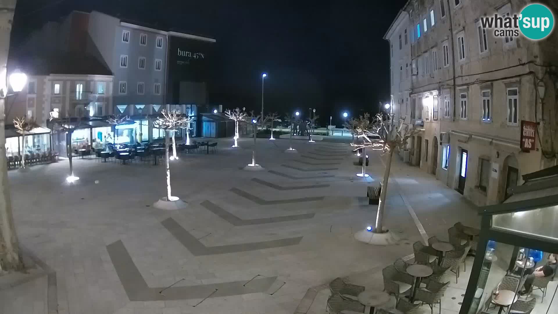 Zentrum der Stadt Senj – Pavlin platz – Live Cam Dalmatia