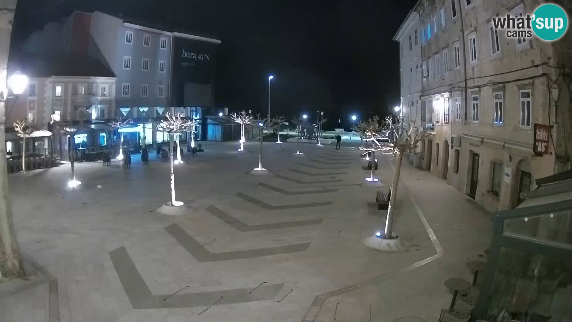Centro de la ciudad de Senj – plaza Pavlin – Live Cam Dalmacia