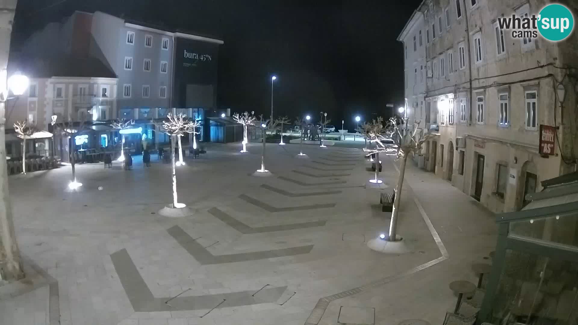 Zentrum der Stadt Senj – Pavlin platz – Live Cam Dalmatia