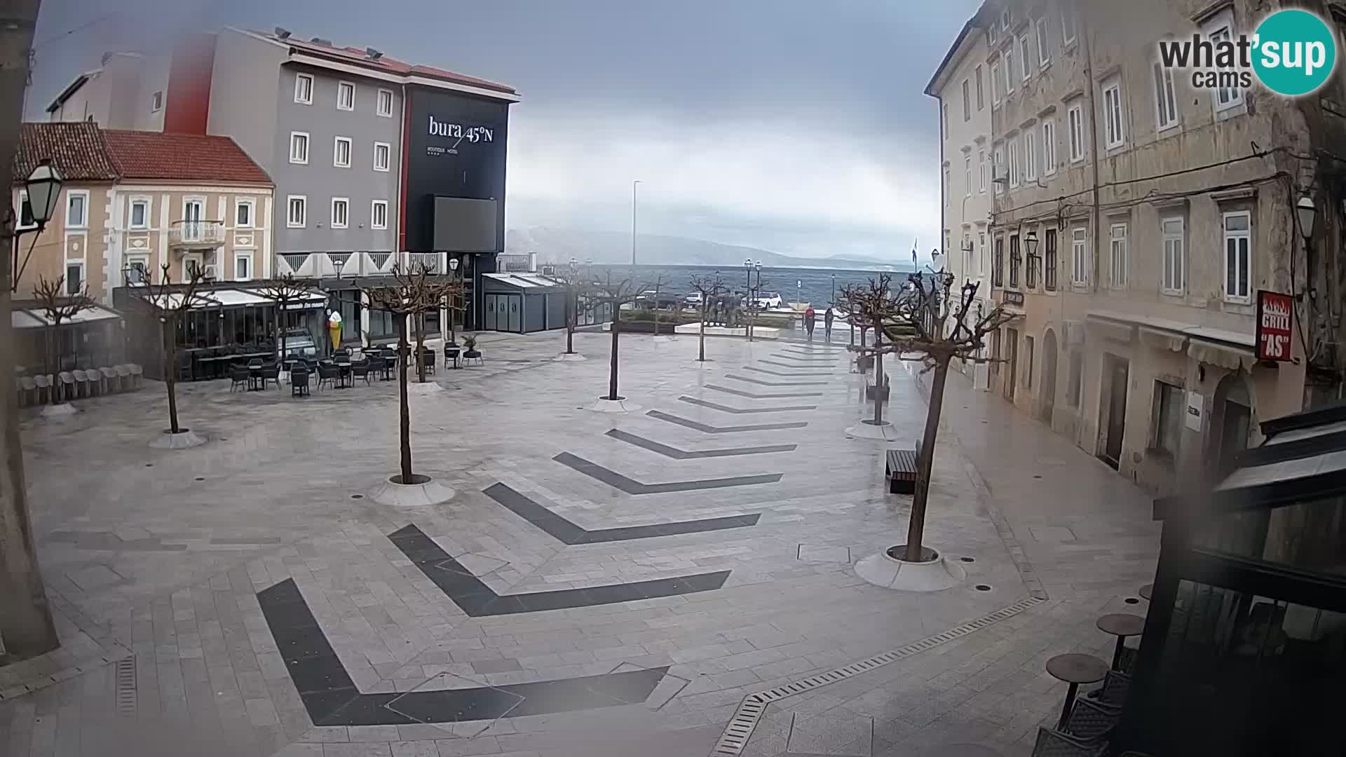 Zentrum der Stadt Senj – Pavlin platz – Live Cam Dalmatia