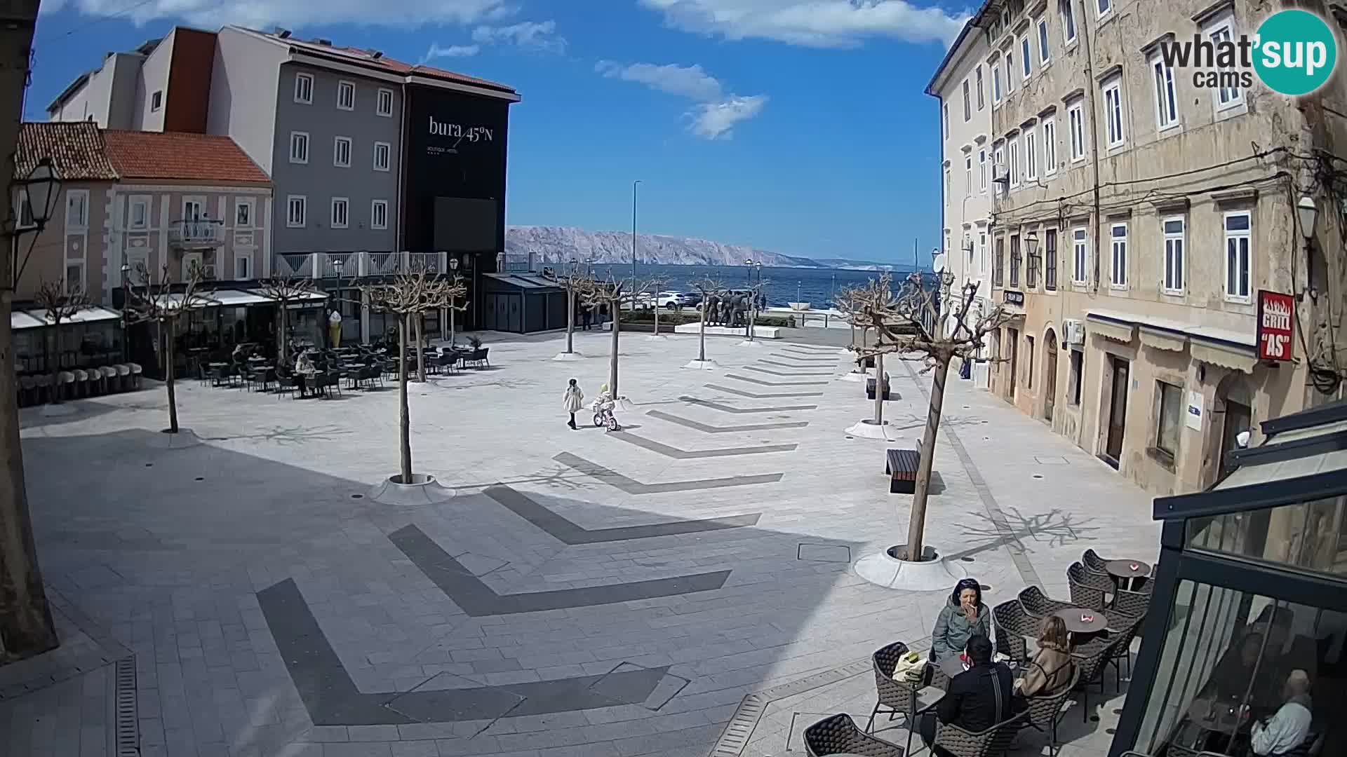 Center mesta Senj – Pavlinski trg – spletne kamere Dalmacija