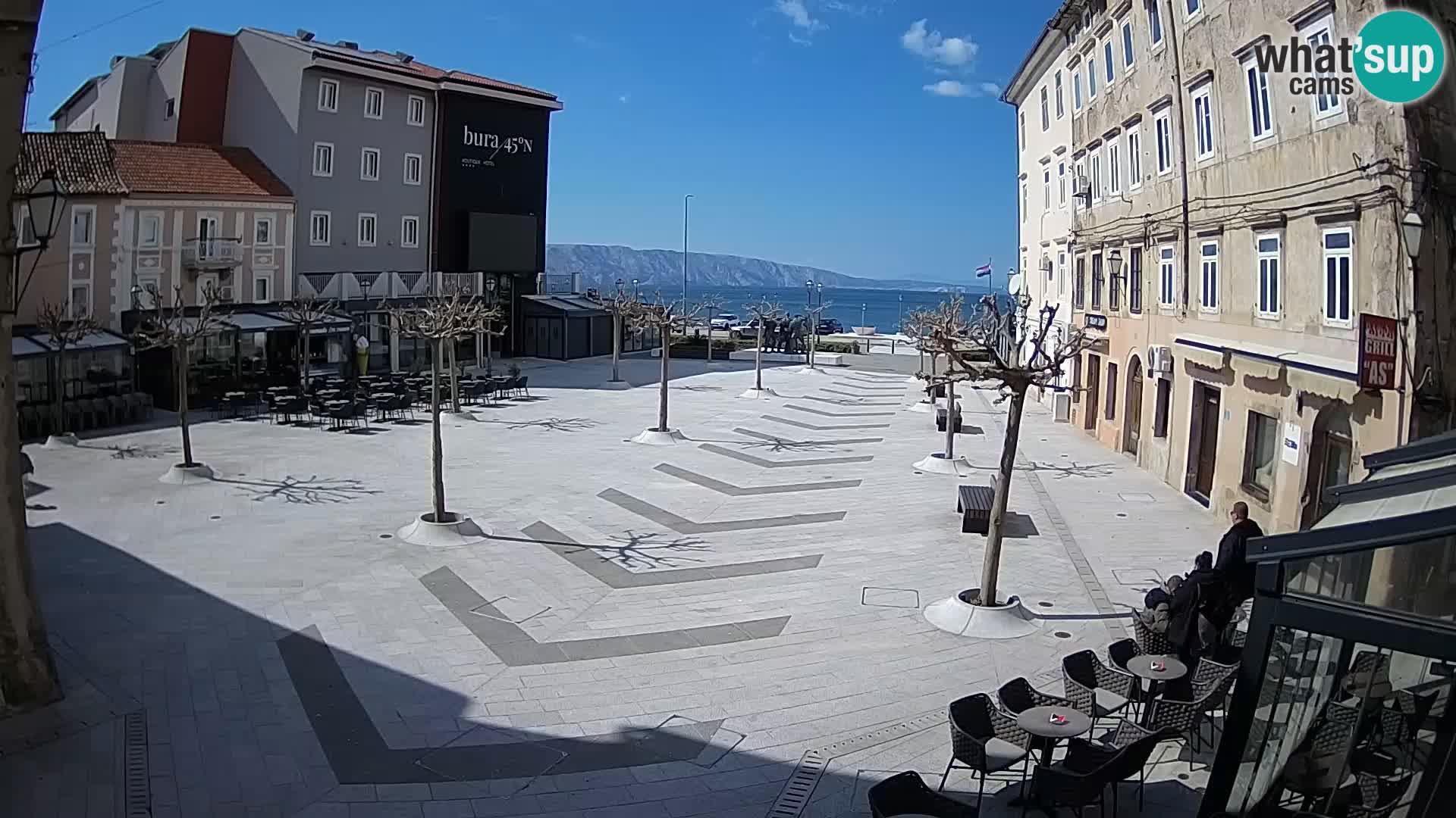 Center mesta Senj – Pavlinski trg – spletne kamere Dalmacija