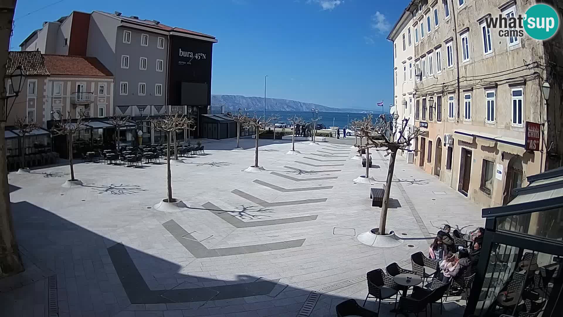 Zentrum der Stadt Senj – Pavlin platz – Live Cam Dalmatia