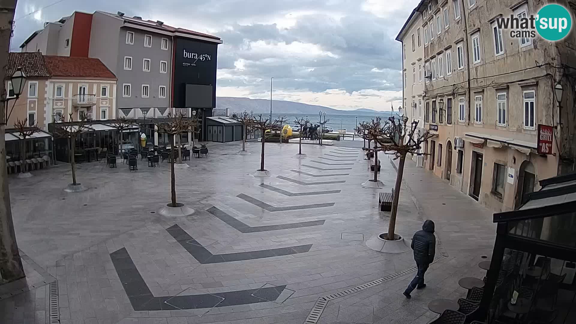 Center of Senj city – Pavlin square – Live Cam Dalmatia
