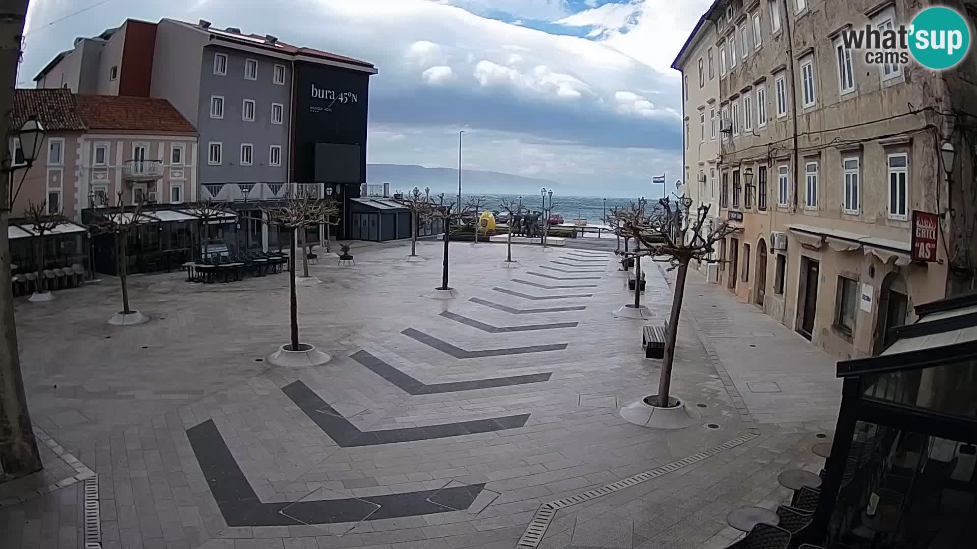Centro de la ciudad de Senj – plaza Pavlin – Live Cam Dalmacia