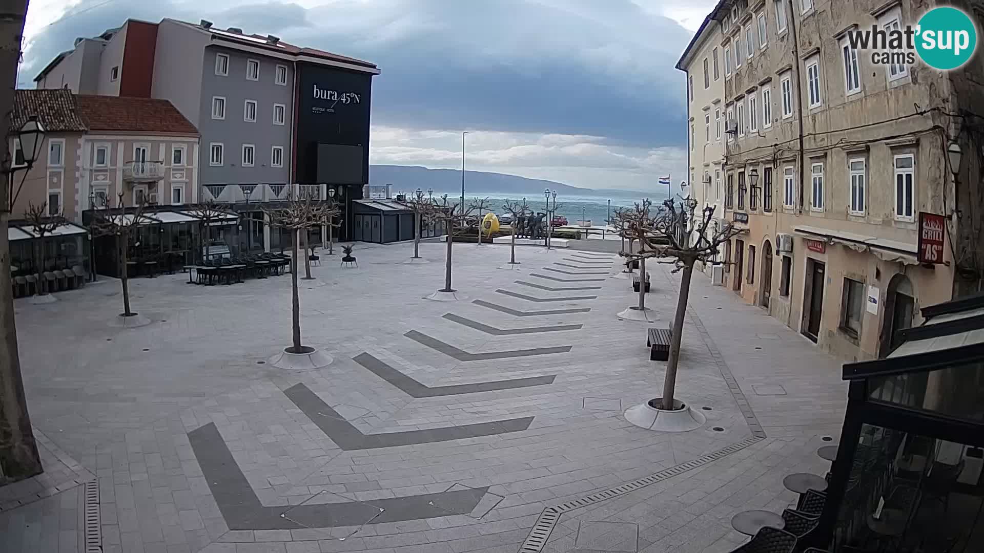 Center of Senj city – Pavlin square – Live Cam Dalmatia