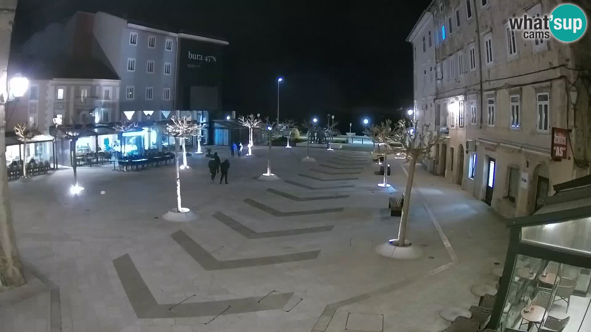 Zentrum der Stadt Senj – Pavlin platz – Live Cam Dalmatia
