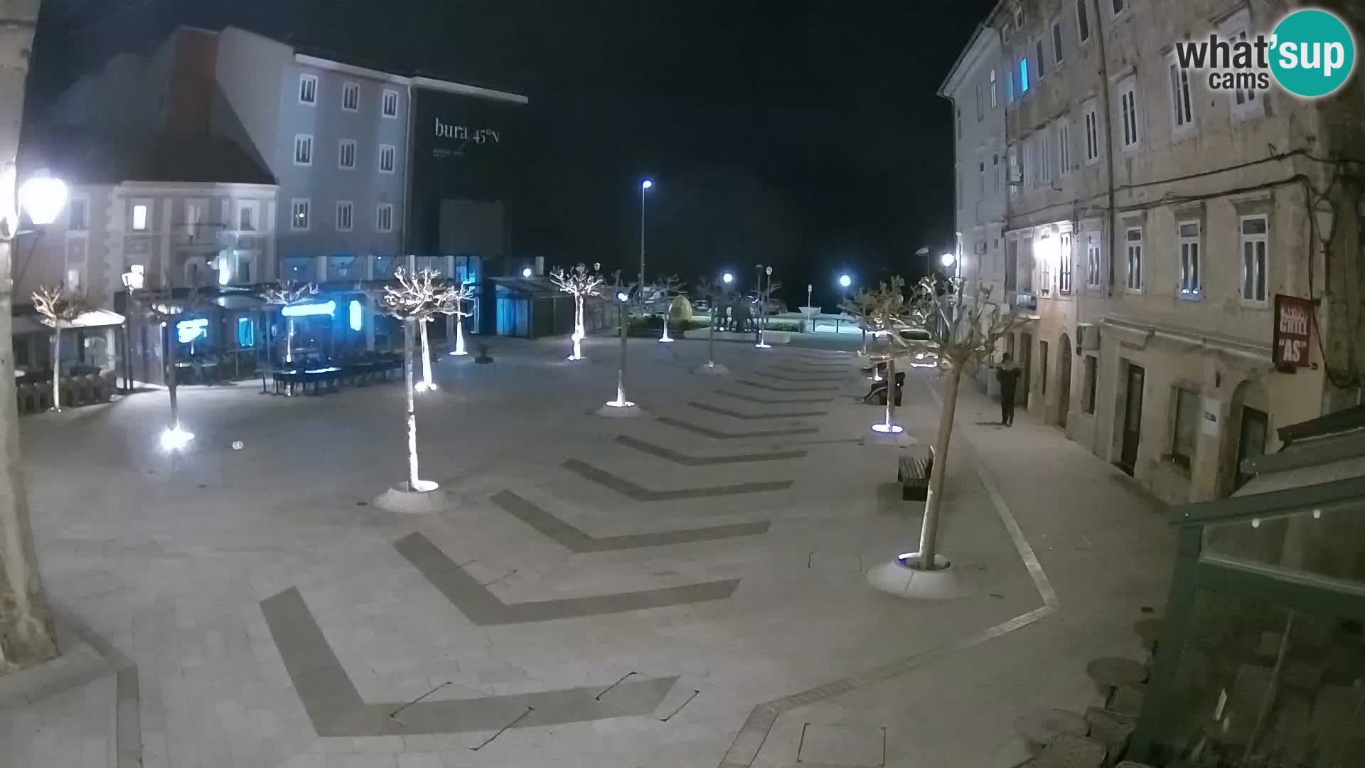 Zentrum der Stadt Senj – Pavlin platz – Live Cam Dalmatia