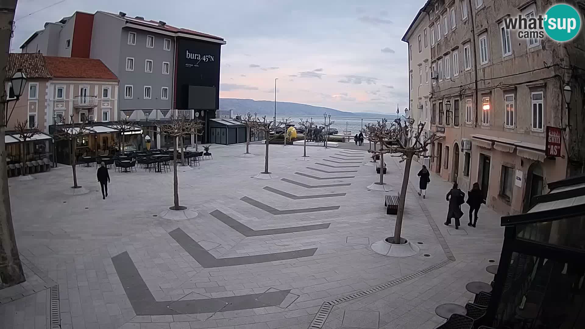 Centro de la ciudad de Senj – plaza Pavlin – Live Cam Dalmacia