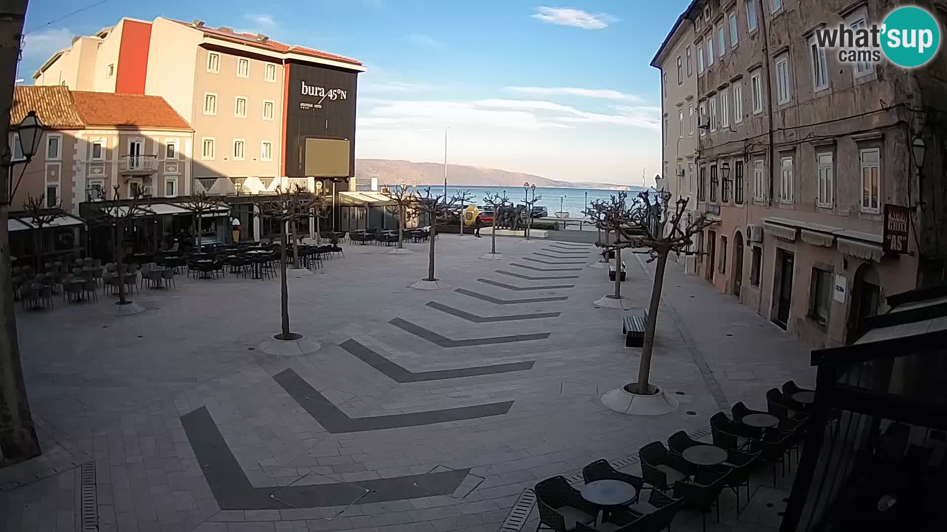 Center mesta Senj – Pavlinski trg – spletne kamere Dalmacija