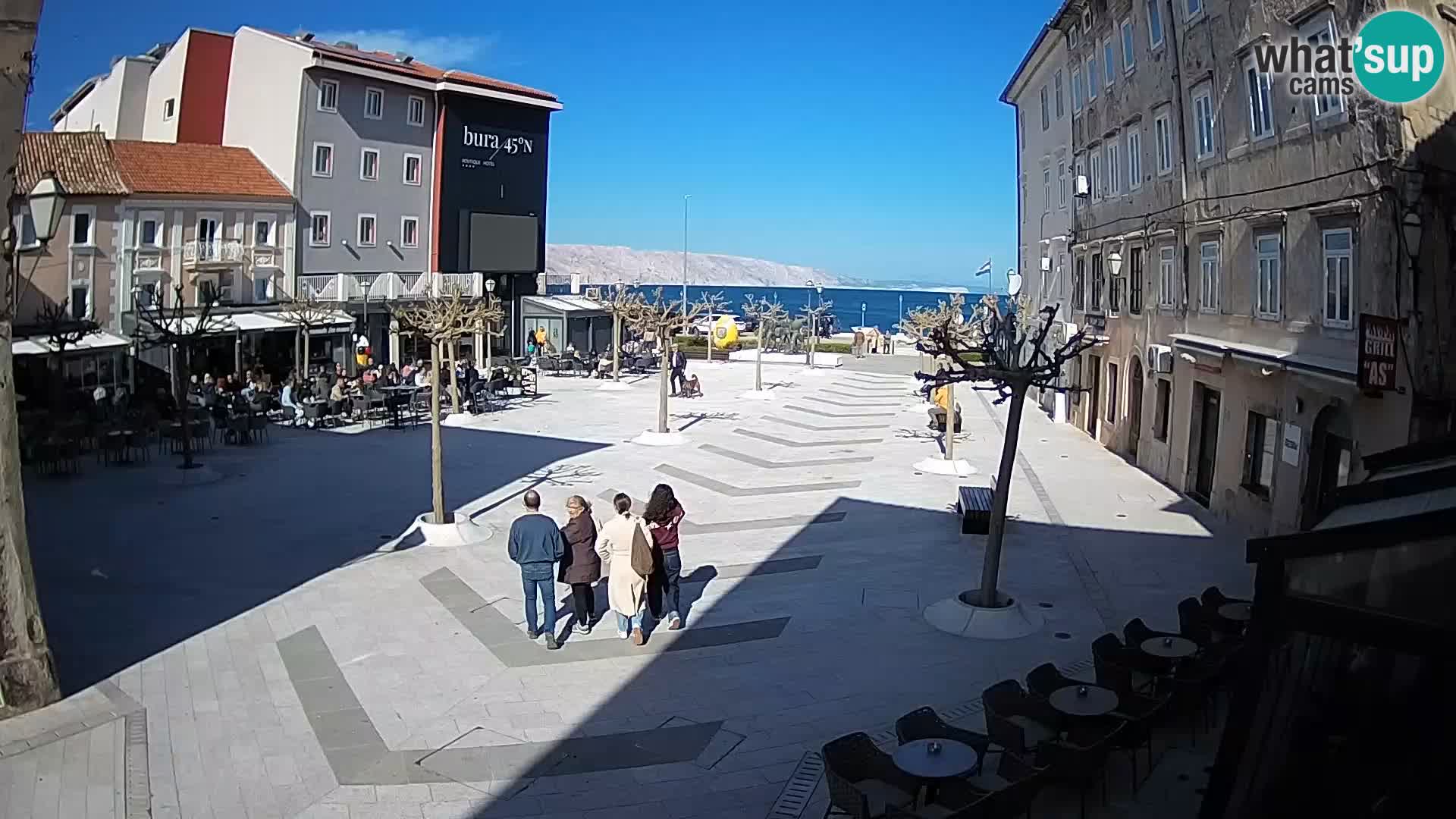 Centar grada Senja – Pavlinski trg – web kamere Dalmacija