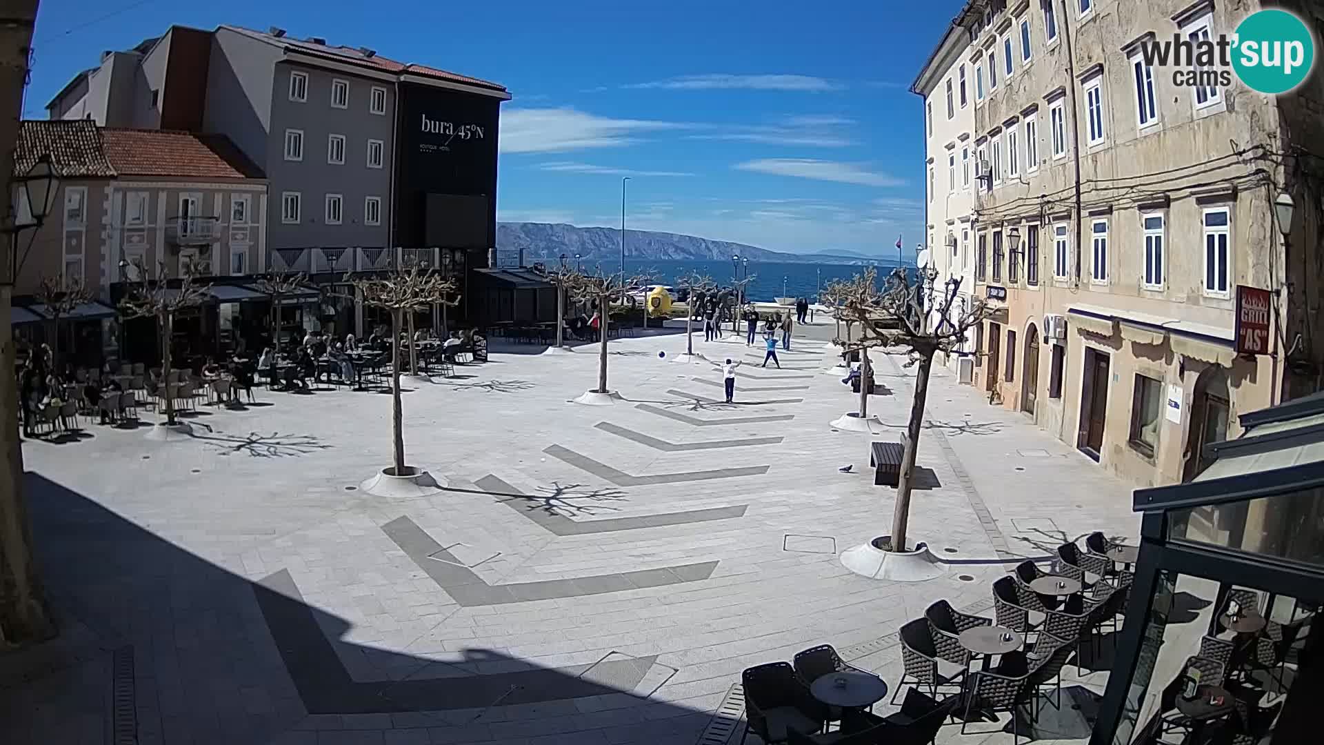 Zentrum der Stadt Senj – Pavlin platz – Live Cam Dalmatia
