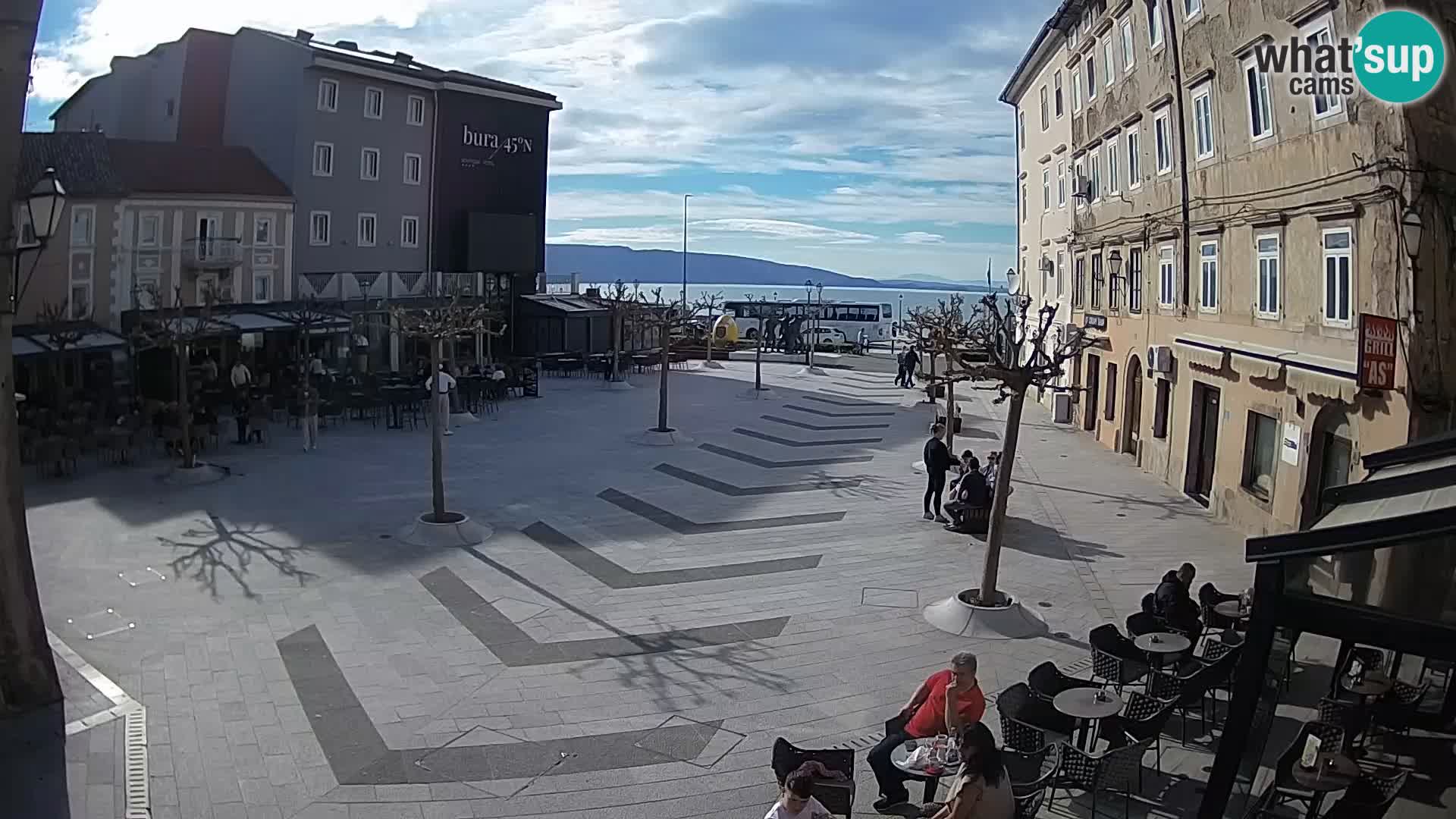 Center mesta Senj – Pavlinski trg – spletne kamere Dalmacija