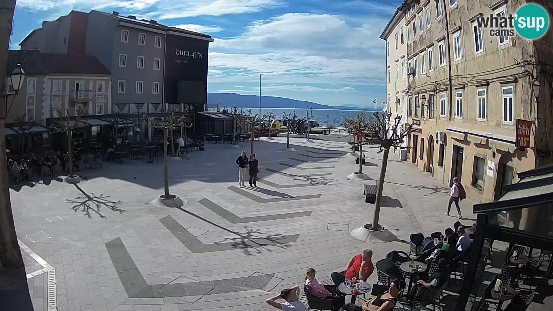 Zentrum der Stadt Senj – Pavlin platz – Live Cam Dalmatia