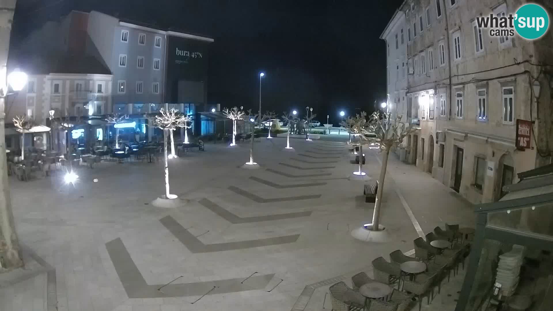Zentrum der Stadt Senj – Pavlin platz – Live Cam Dalmatia