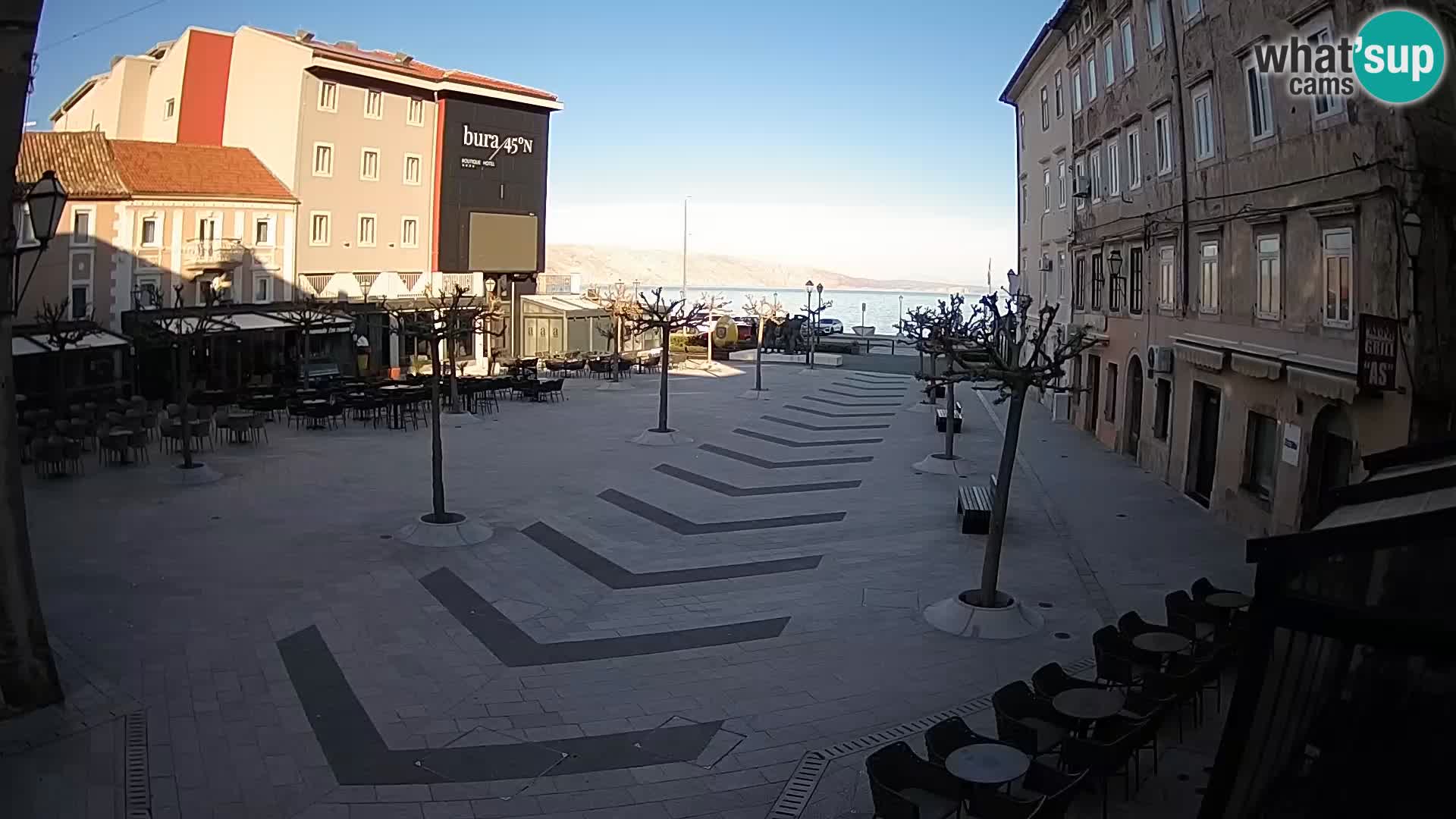 Zentrum der Stadt Senj – Pavlin platz – Live Cam Dalmatia