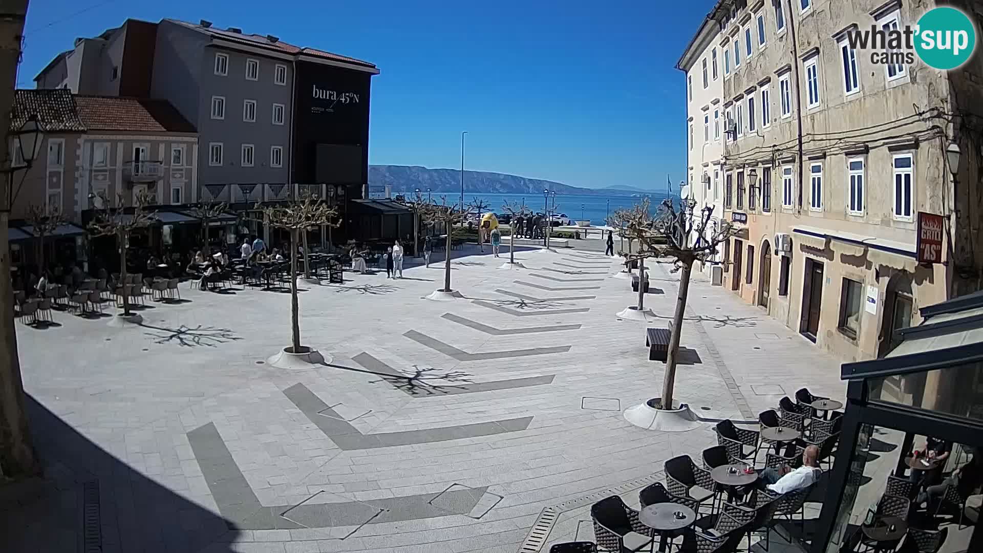 Zentrum der Stadt Senj – Pavlin platz – Live Cam Dalmatia