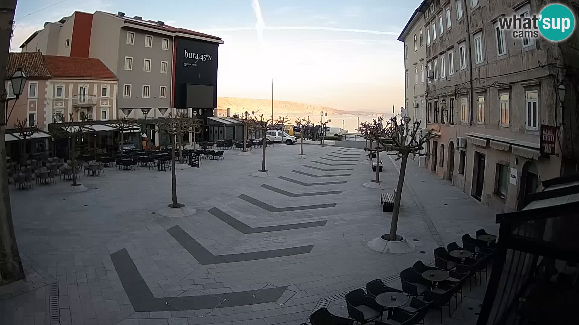 Centro de la ciudad de Senj – plaza Pavlin – Live Cam Dalmacia