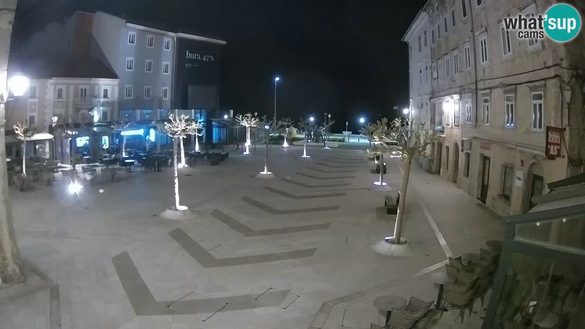 Zentrum der Stadt Senj – Pavlin platz – Live Cam Dalmatia
