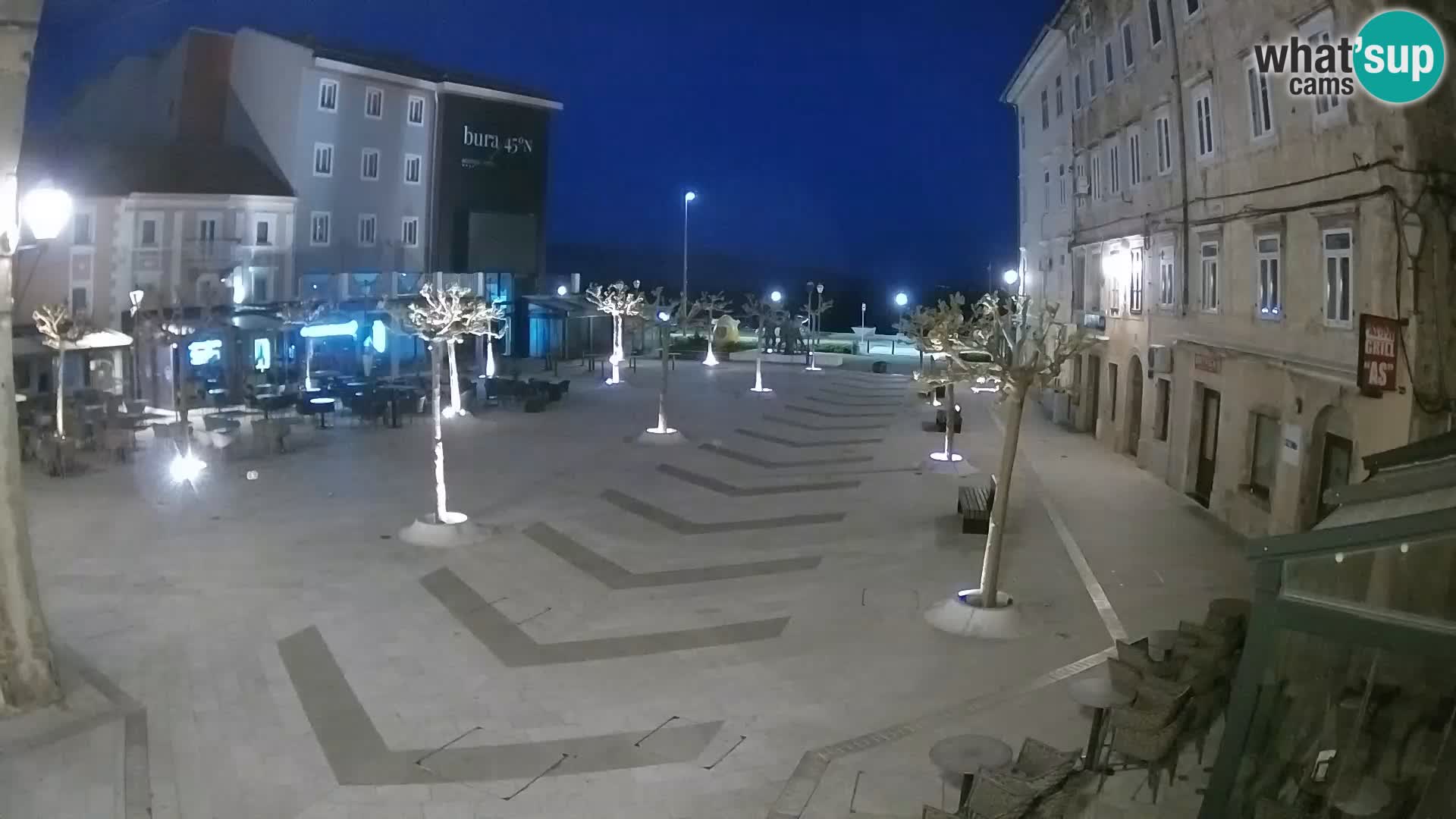 Centro de la ciudad de Senj – plaza Pavlin – Live Cam Dalmacia