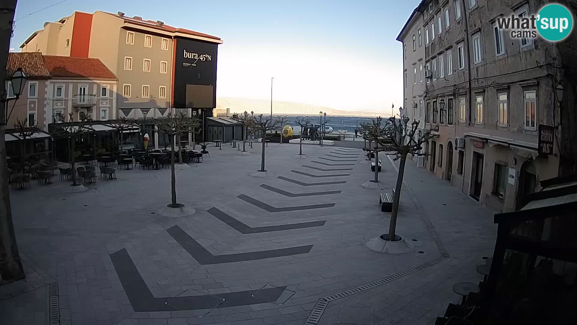 Centro de la ciudad de Senj – plaza Pavlin – Live Cam Dalmacia