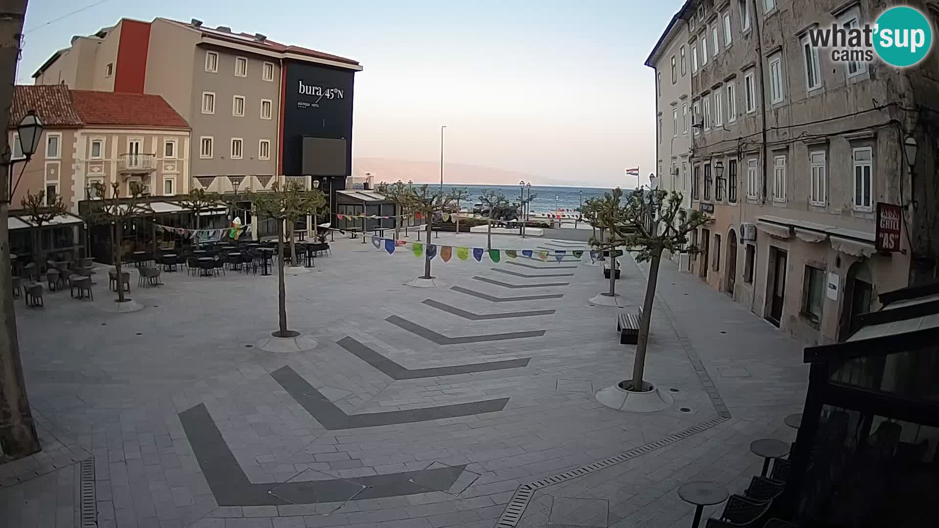 Center of Senj city – Pavlin square – Live Cam Dalmatia