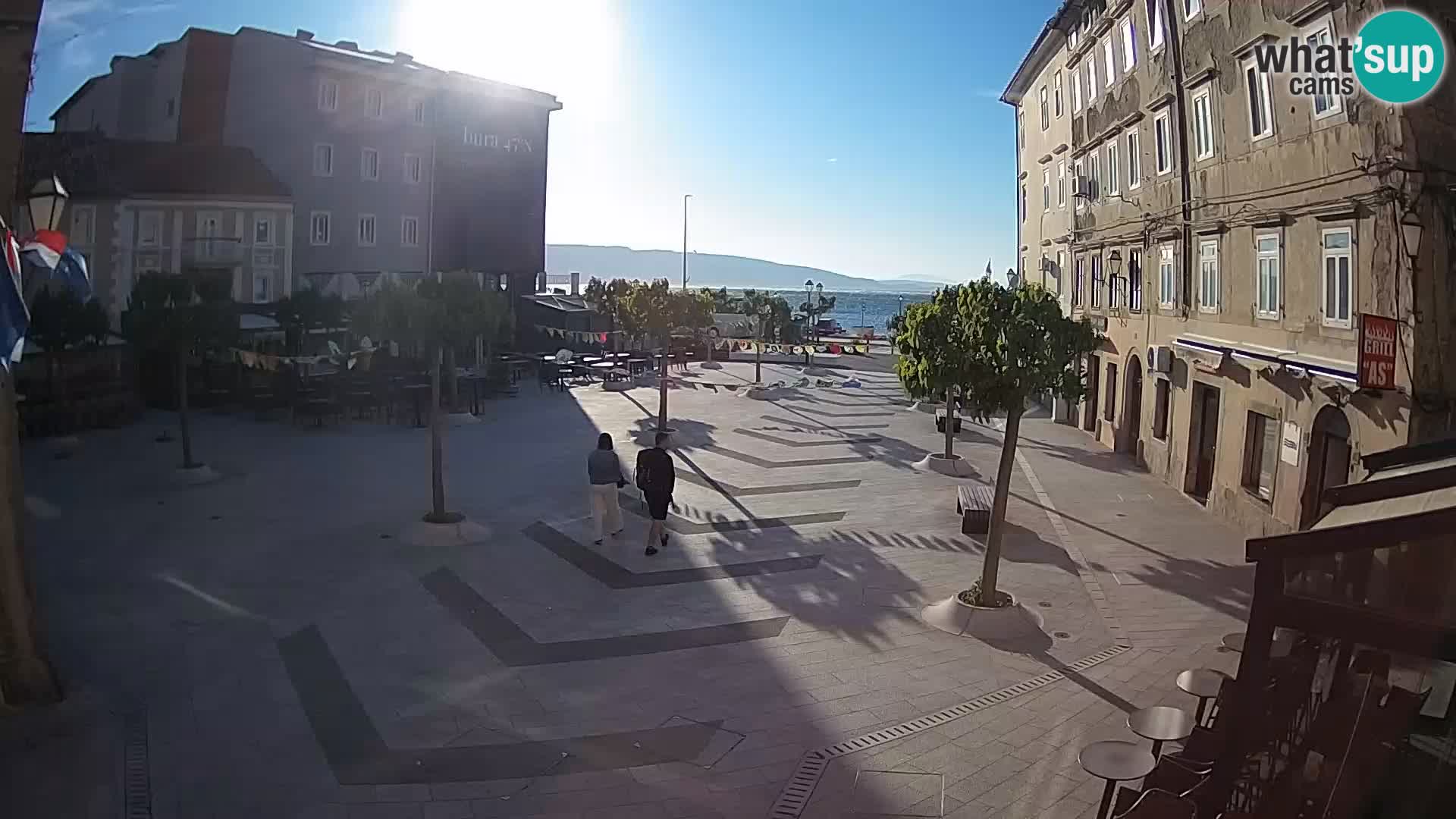 Center mesta Senj – Pavlinski trg – spletne kamere Dalmacija