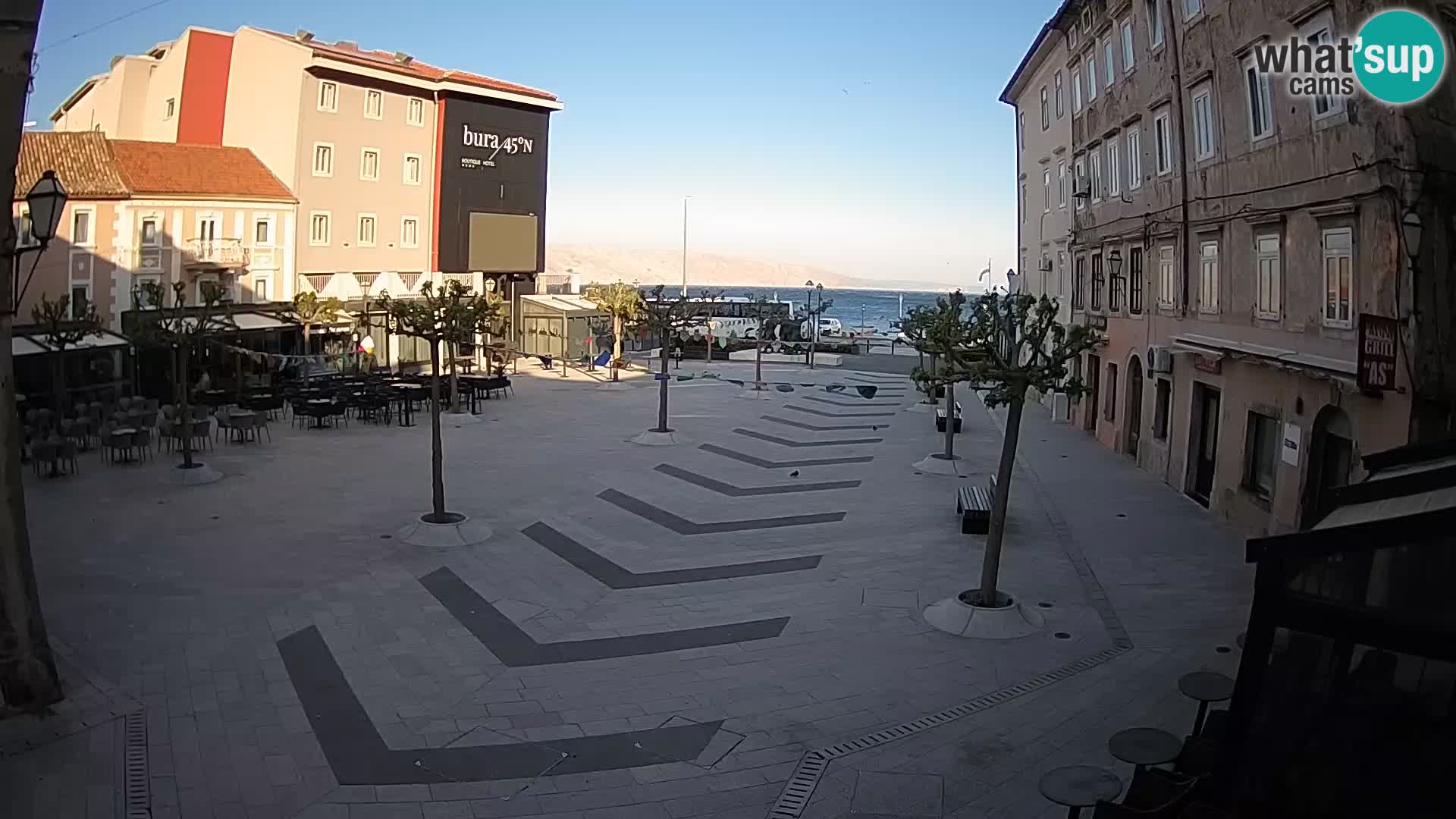 Center mesta Senj – Pavlinski trg – spletne kamere Dalmacija