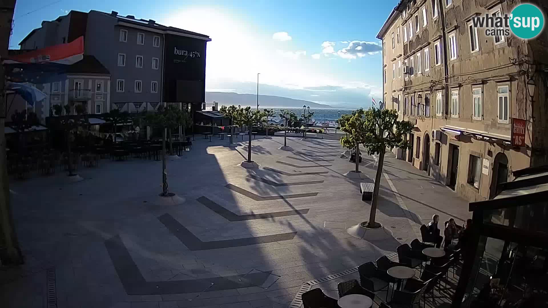 Zentrum der Stadt Senj – Pavlin platz – Live Cam Dalmatia