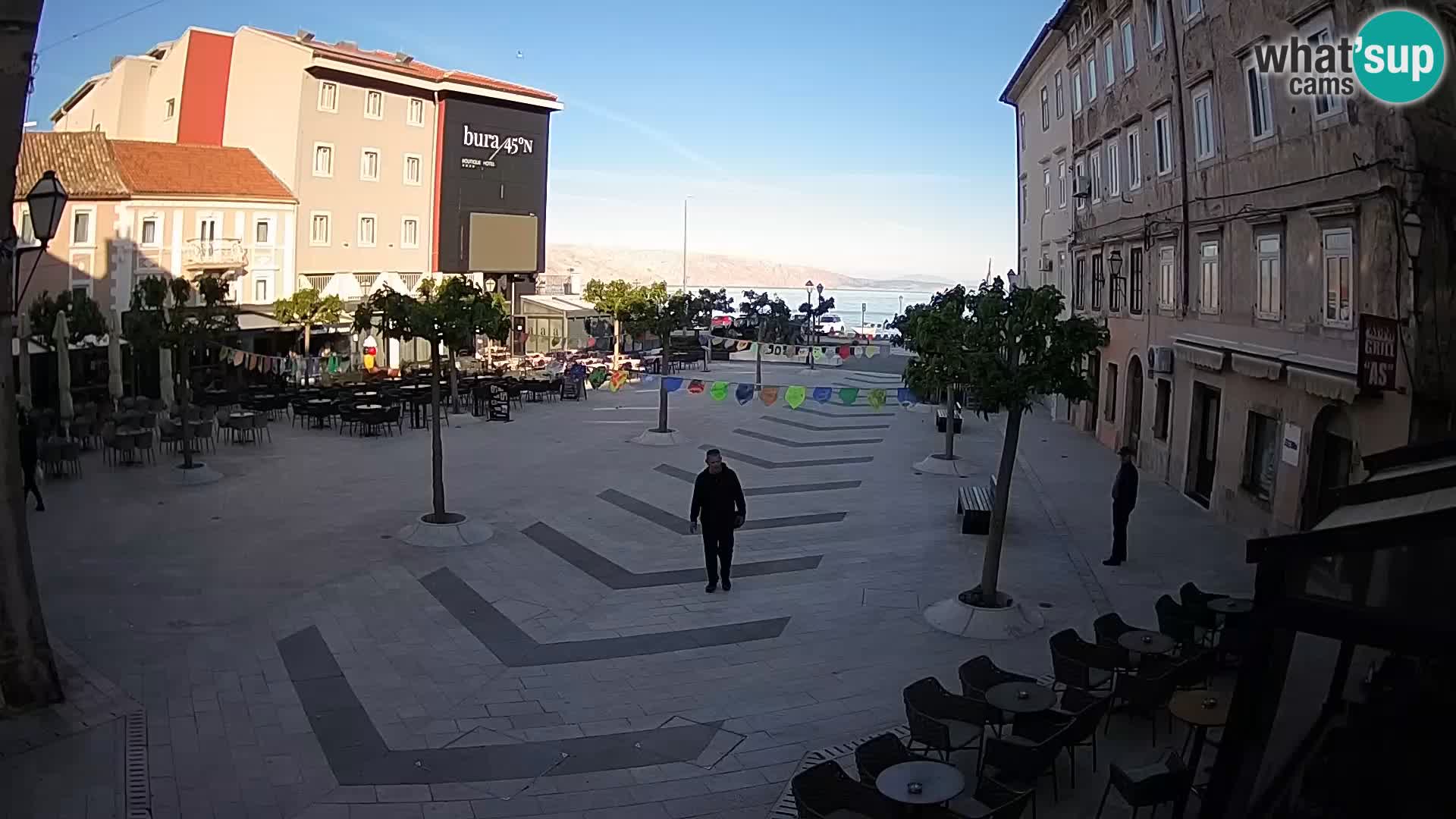 Zentrum der Stadt Senj – Pavlin platz – Live Cam Dalmatia