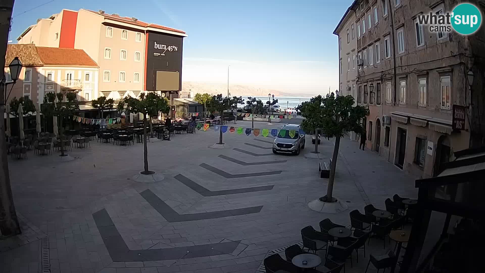 Zentrum der Stadt Senj – Pavlin platz – Live Cam Dalmatia