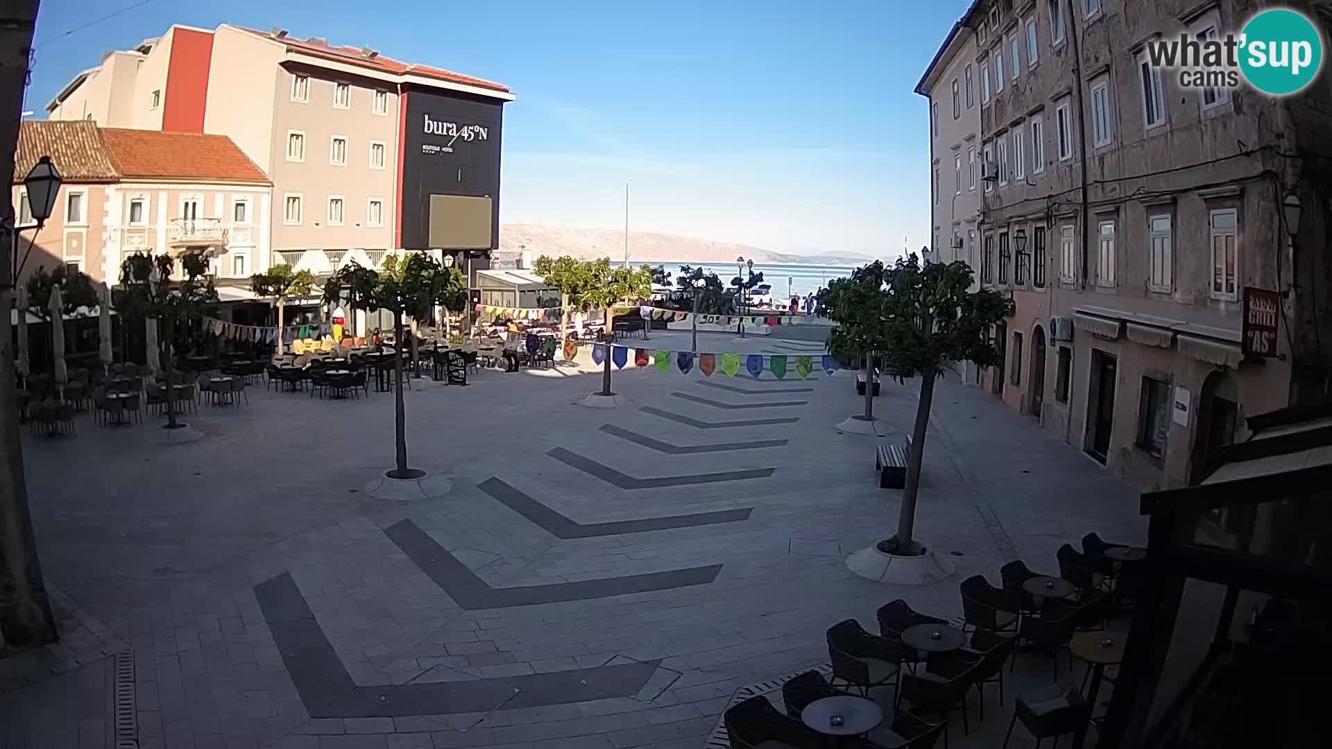 Zentrum der Stadt Senj – Pavlin platz – Live Cam Dalmatia