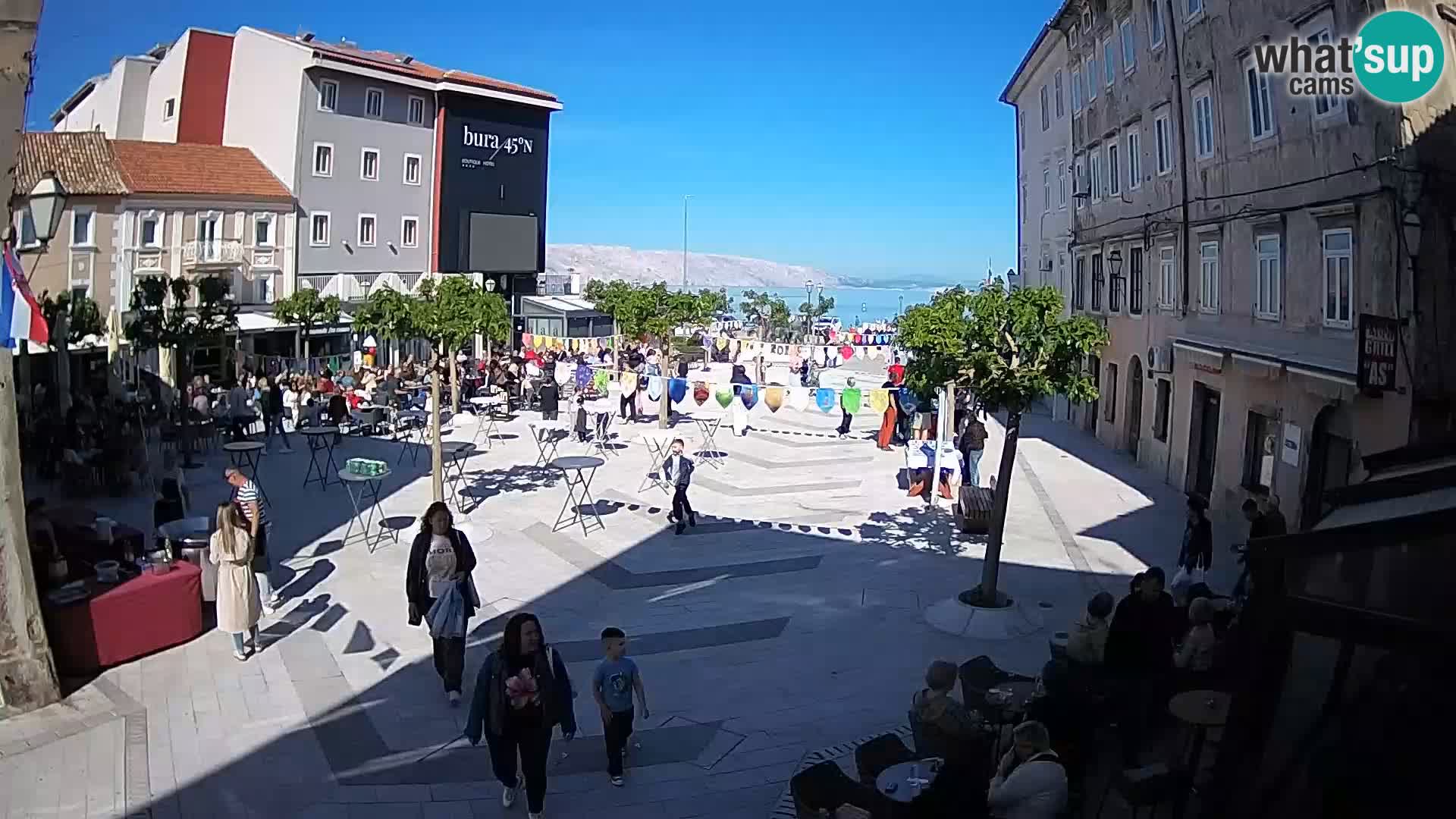 Center mesta Senj – Pavlinski trg – spletne kamere Dalmacija