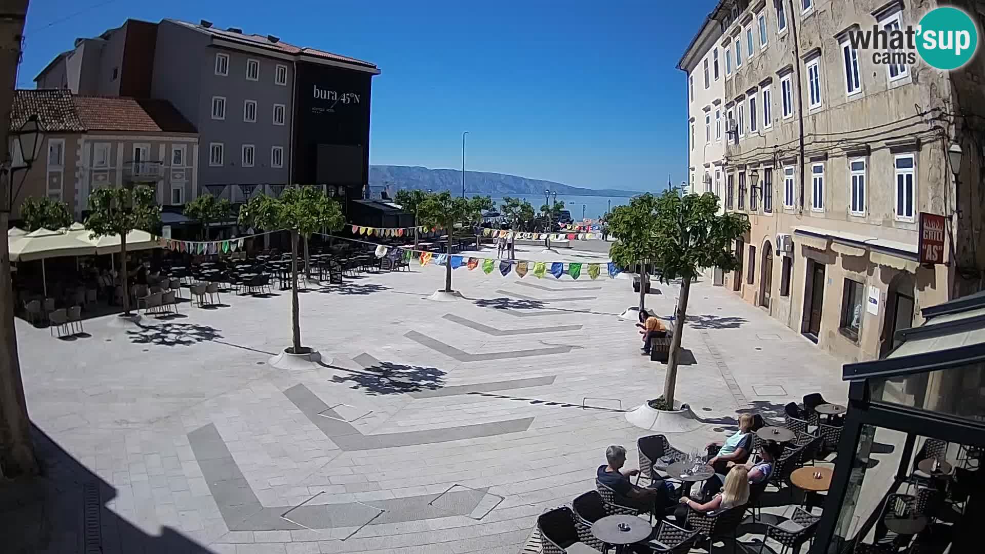 Center mesta Senj – Pavlinski trg – spletne kamere Dalmacija