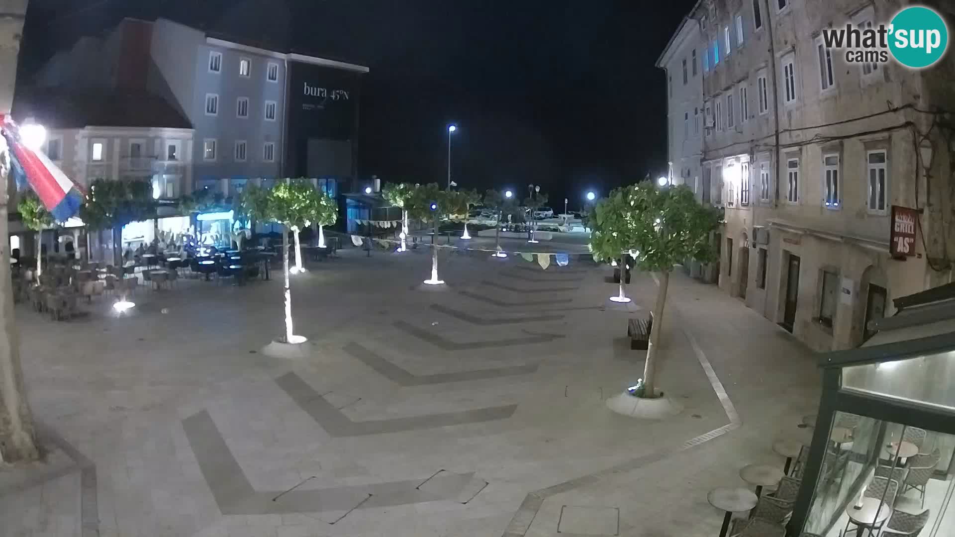 Center mesta Senj – Pavlinski trg – spletne kamere Dalmacija