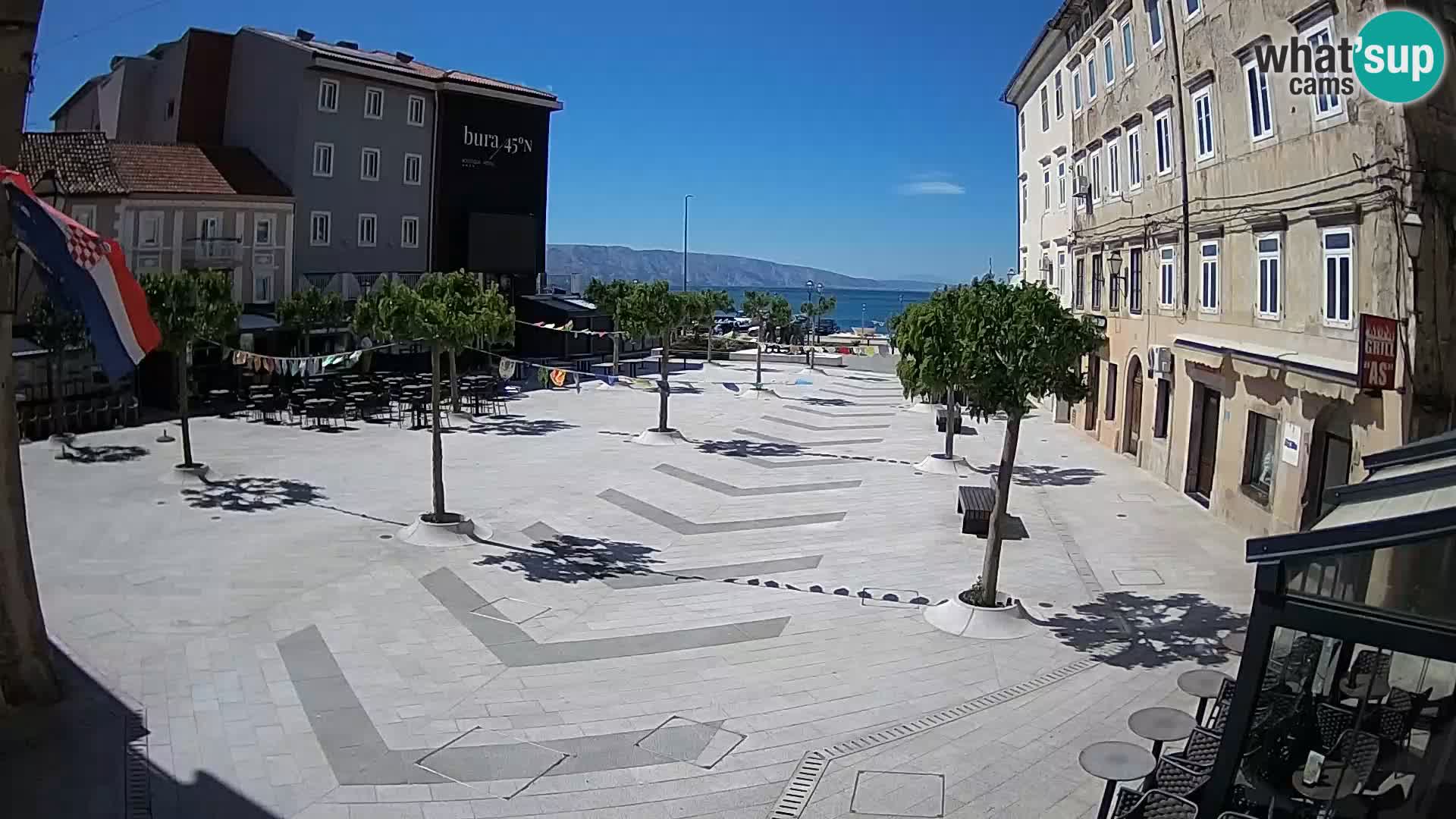 Center mesta Senj – Pavlinski trg – spletne kamere Dalmacija
