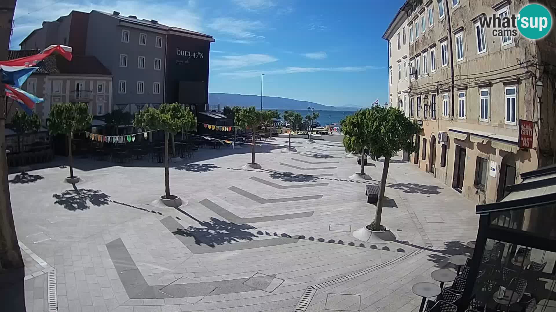 Center mesta Senj – Pavlinski trg – spletne kamere Dalmacija