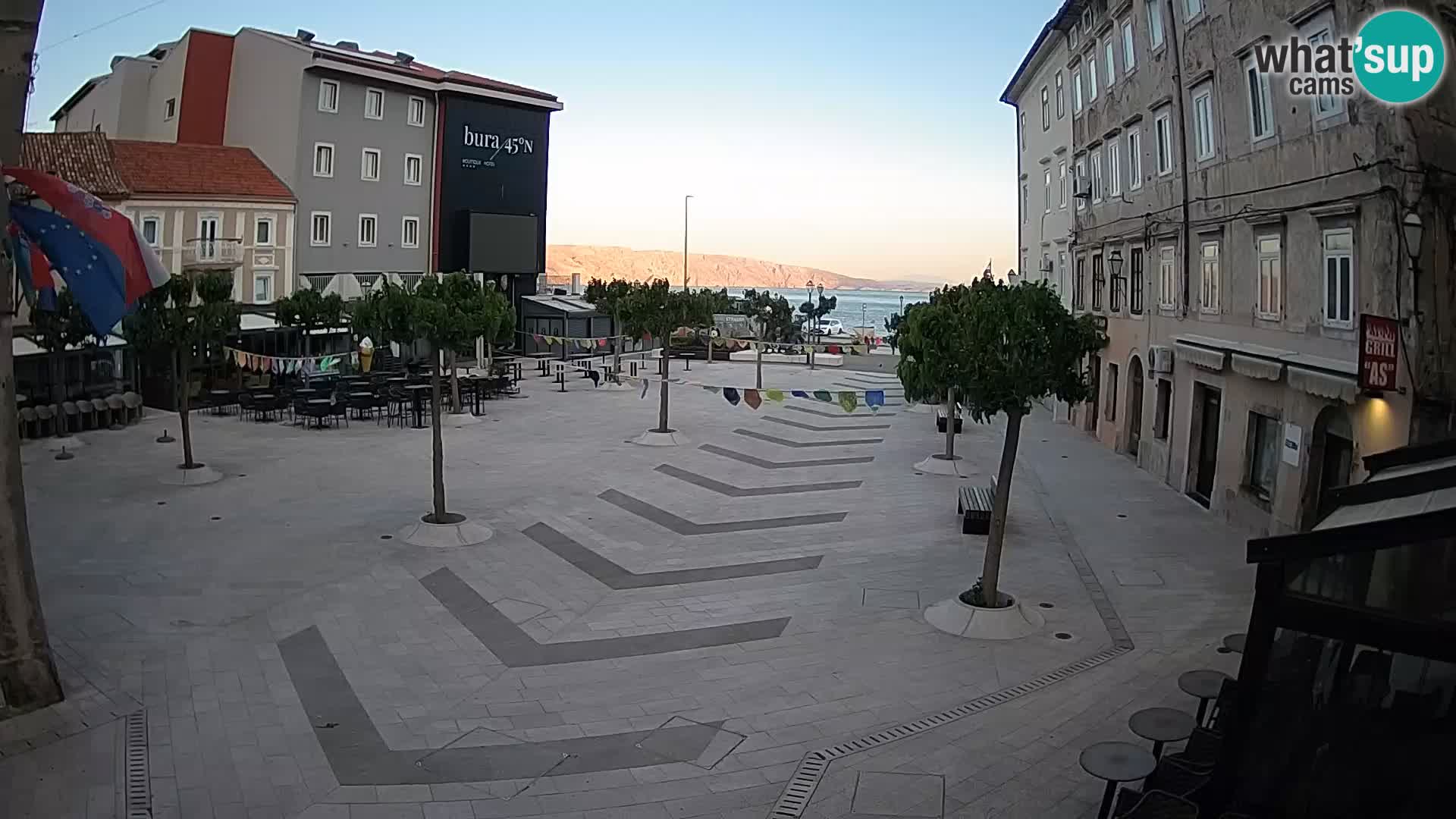 Center mesta Senj – Pavlinski trg – spletne kamere Dalmacija