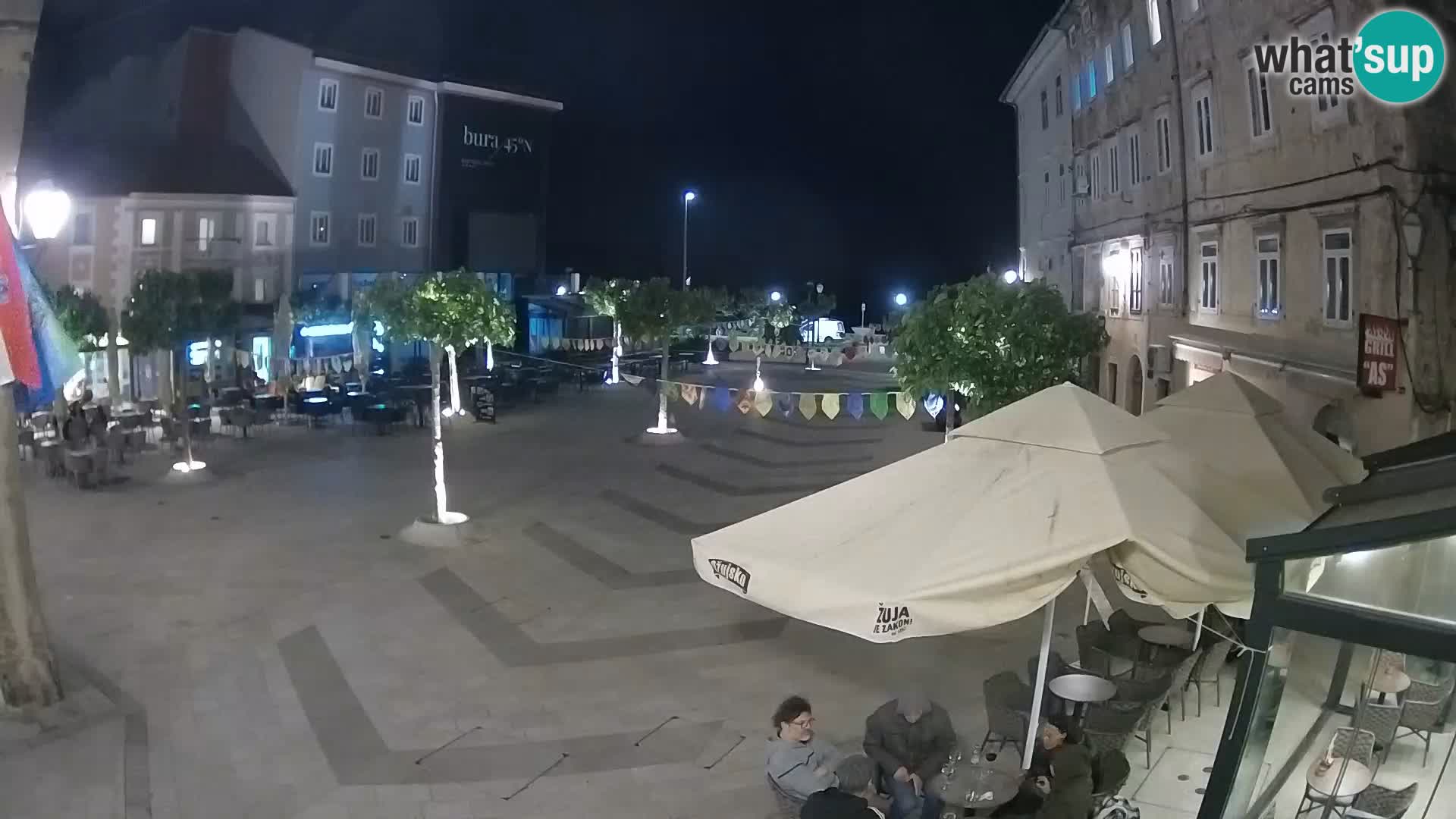 Centar grada Senja – Pavlinski trg – web kamere Dalmacija