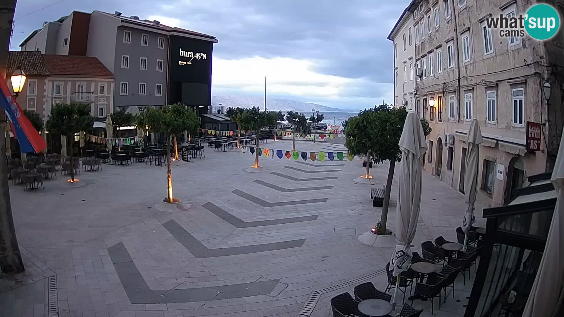 Centro de la ciudad de Senj – plaza Pavlin – Live Cam Dalmacia