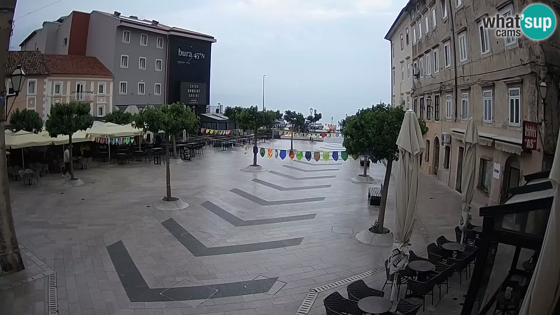 Zentrum der Stadt Senj – Pavlin platz – Live Cam Dalmatia