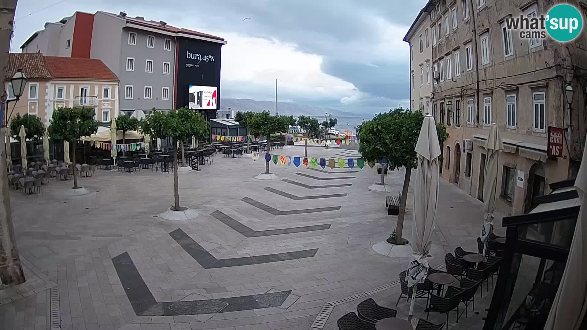 Zentrum der Stadt Senj – Pavlin platz – Live Cam Dalmatia